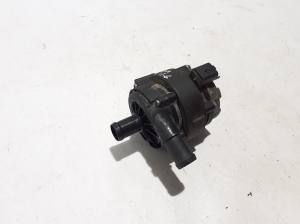   Auxiliary water pump  - 210102284R 