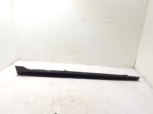   Exterior sill trim  - 8W8853856A 