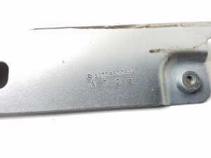 Mercedes Benz SLK-Class 172 (2011–2026) Front fender bracket A1728800814 - 2