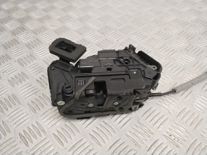 Skoda Octavia III (2013–2019) Rear side door lock 5TA839015E - 6