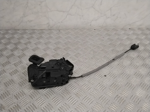 Skoda Octavia III (2013–2019) Rear side door lock 5TA839015E - 7
