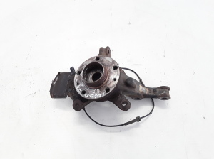 RENAULT Laguna III (2007–2015) Front wheel hub 400140005R - 2
