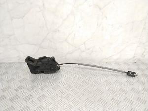 Volkswagen Golf VII (2012–2026) Rear side door lock 5K4839015R - 2