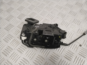 Volkswagen Golf VII (2012–2026) Rear side door lock 5K4839015R - 3