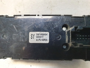 Opel Vectra C (2002–2008) Esiukse klaaslüliti 09185954 - 4