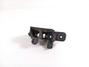 Jaguar l-Pace (2018–2026) Rear bumper bracket J9D317E801A - 3