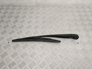   Rear squeegee leg  -  