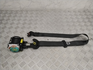 Front seat belt - 88820HF100