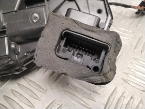 Volkswagen Golf VII (2012–2026) Front door lock 5TB83715A - 5