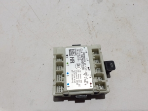 Mercedes Benz GLE-Class 167 (2019–2026) Rear side door control unit A1679002318 - 3