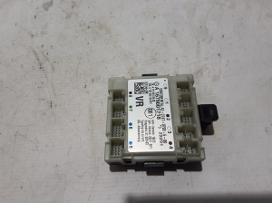 Mercedes Benz GLE-Class 167 (2019–2026) Front door control unit A1679001718 - 3