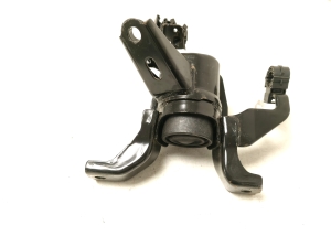 TOYOTA Avensis T27 (2008–2019) Mootoripadi 123050T070 - 2