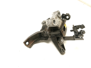 TOYOTA Avensis T27 (2008–2019) Mootoripadi 123050T070 - 4
