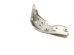 TOYOTA Avensis T27 (2008–2019) Front fender bracket - 2