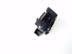 Mercedes Benz SLK-Class 172 (2011–2026) Door lock/unlock switch A2049058502 - 3