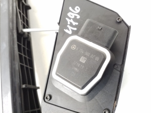 Mercedes Benz SLK-Class 172 (2011–2026) Gaspedal A2043000200 - 3