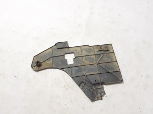 Plaque de protection sous la carrosserie arrière - 748A35666R