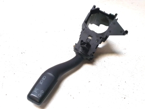 AUDI A4 B6 (2000–2005) Suunatulede lüliti 4E0953513A - 3