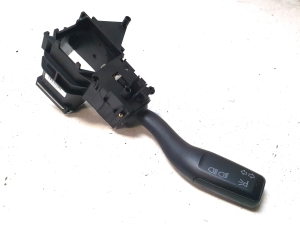 AUDI A4 B6 (2000–2005) Suunatulede lüliti 4E0953513A - 5