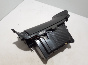 RENAULT Scenic (2016–2026) Handschuhfach 681083248R - 5