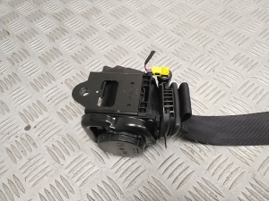 MG, MG 4 I (2022–2026) Front seat belt 11197542 - 4