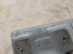 RENAULT Arkana (2019–2026) Front fender bracket 663512031R - 3