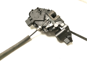 Jaguar XF (2008–2016) Rear side door lock 8X2A26413AC - 2