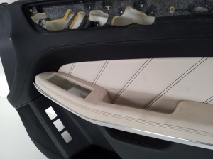 Mercedes Benz GLS 166 (2015–2019) Salons un tā detaļas - 2