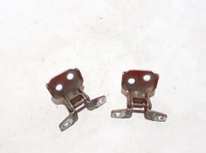 RENAULT Arkana (2019–2026) Front door top hinge 804003710R - 2