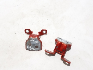 RENAULT Arkana (2019–2026) Rear side door upper hinge 804003710R - 3