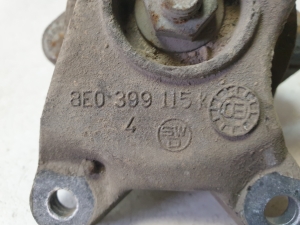AUDI A4 B6 (2000–2005) Getriebehalter 8E0399115K - 5