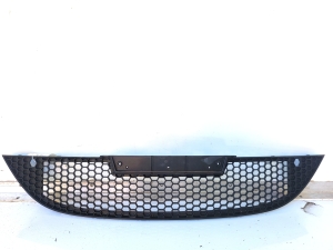 Grille inférieure de pare-chocs avant - 1P0853667