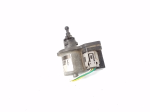 Moteur de réglage de phare - 8566128010