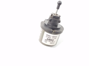 LEXUS LS (2000–2006) Headlight leveling motor 8566150040 - 2