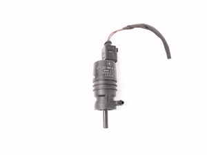 Esiklaasi pesuri pump - A2218690121