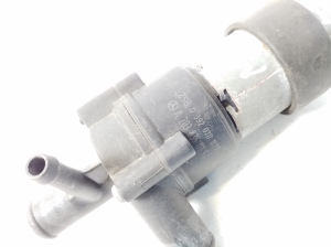Mercedes Benz CLK-Class 209 (2002–2009) Tsirkulatsioonipump A2038350164 - 2