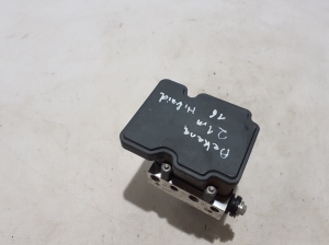RENAULT Arkana (2019–2026) ABS bloks 476606196R - 4
