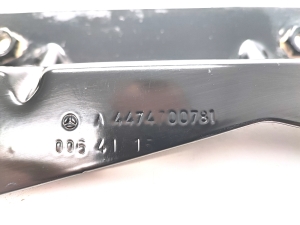 Mercedes Benz Vito 447 (2014–2026) Muu kinnitus A4474700781 - 2