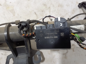 Mercedes Benz GLE-Class 167 (2019–2026) Tow hitch A1673102500 - 4