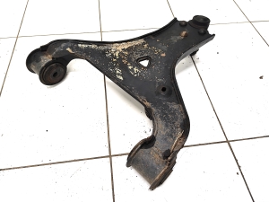 Mercedes Benz Vito 447 (2014–2026) Eesmine õõtshoob A4473303100 - 2