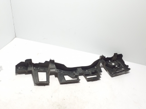 RENAULT Scenic (2016–2026) Rear bumper bracket on the rear panel 850429618R - 2