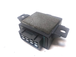 AUDI A4 B6 (2000–2005) Tow bar control module E4031398 - 2