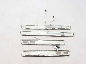 Mercedes Benz GLE-Class 167 (2019–2026) Inner sill trim A1676861300 - 2