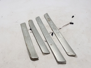 Mercedes Benz GLE-Class 167 (2019–2026) Inner sill trim A1676861300 - 3