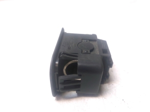 AUDI A4 B6 (2000–2005) Muu pistikupesa 8E0925071A - 3