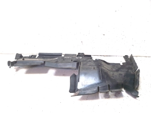 AUDI A4 B9 (2015–2026) Luftleitblech für den Kühler 8W0121284 - 2