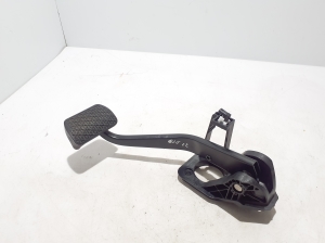   Brake pedal  - A1672901500 