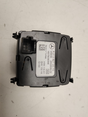 Mercedes Benz E-Class W213 (2017–2026) Salongi kell A2138270070 - 2