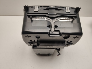 Mercedes Benz E-Class W213 (2017–2026) Eesmine tuhatoos A2136806500 - 2