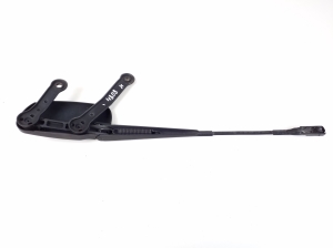 Mercedes Benz A-Class 176 (2012–2018) Windshield wiper arm A1768203700 - 2